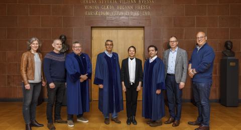 Nhung Hong Vu með doktornefnd og andmælandum